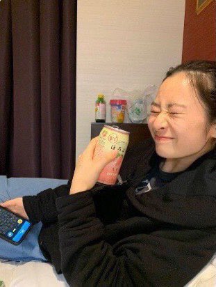 【動画】AKB48を解雇された長谷川百々花(14才)のジャニーズカウントダウンの実況が面白いｗｗｗｗｗｗｗ【はせもも】