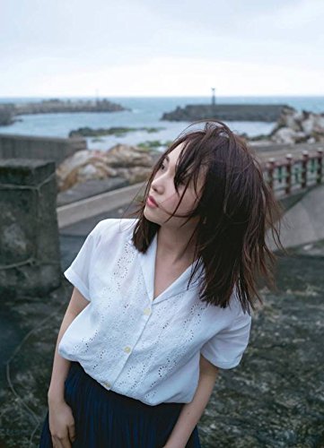【AKB48】なぁちゃんとれなっちの写真集は買わなかったけど、高橋朱里の写真集は買うヤツｗｗｗｗｗ【岡田奈々/加藤玲奈】