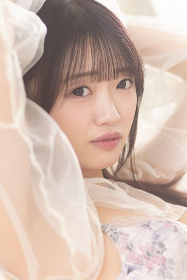 【NGT48】中井りか（25歳）、魅惑のランジェリー姿で胸元チラリ！卒業記念写真集発売決定　水着や思わずドキリの入浴シーンも【りか姫】
