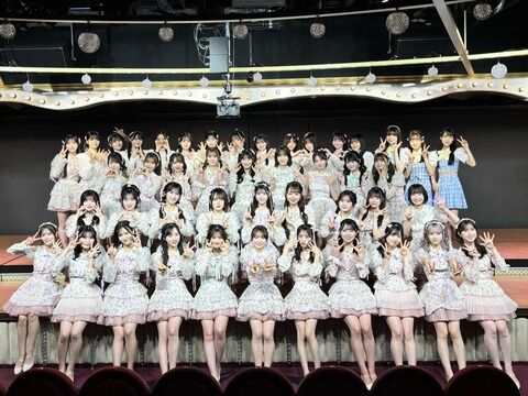 【速報】 最新のAKB全員集合写真ｷﾀ━━━━(ﾟ∀ﾟ)━━━━!!
