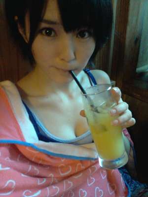 山本彩が今ソロCD出したらどれくらい売れるかな