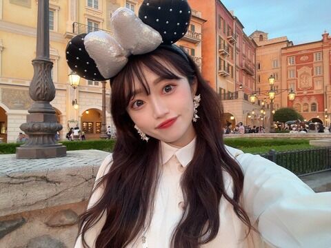 【画像】「リアルフランス人形」「天使じゃん」中井りか（25歳）の染髪姿に絶賛の声