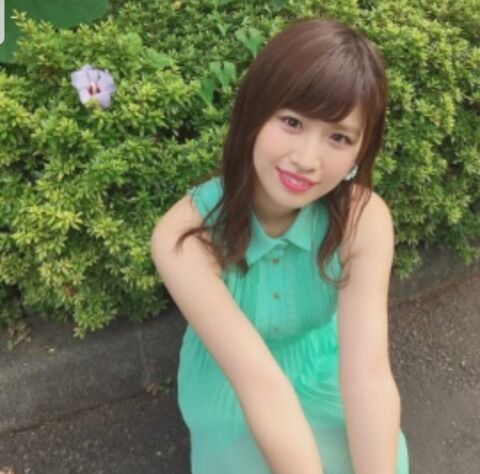 佐藤朱(スタイル良いです、美人です、爽やかテニスキャラです、地元のテレビによく出ています)←なかなか見つからない理由