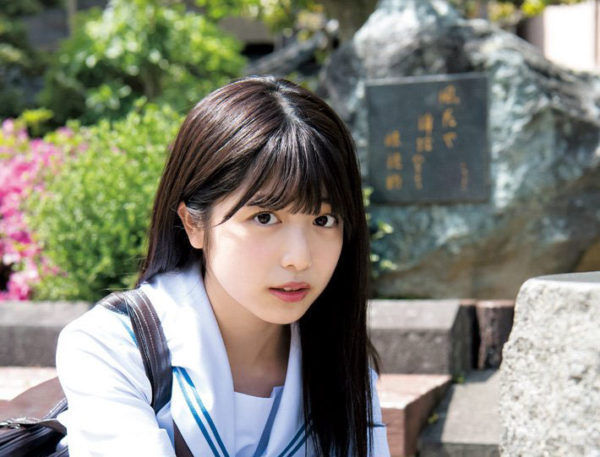 【画像】日本一かわいい高校一年生」りおちょん（16）、ヤンジャングラビアにｷﾀ━━━━(ﾟ∀ﾟ)━━━━!!