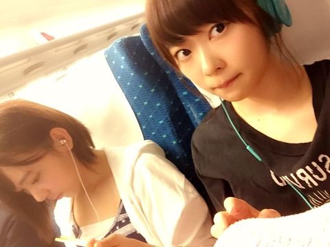 総選挙1位なのに普通車に乗る指原、総選挙辞退したのにグリーン車に乗る小嶋さん