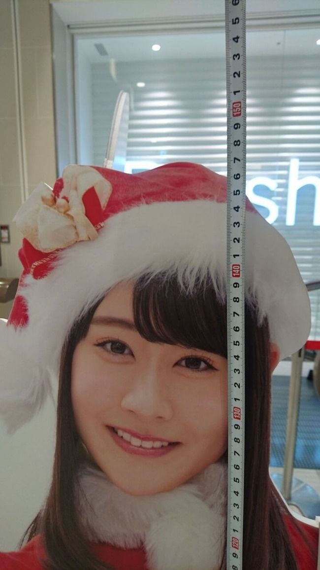 【AKB48】加藤美南ちゃん（公式プロフ152cm）の等身大パネルの身長を測った結果・・・【かとみな】