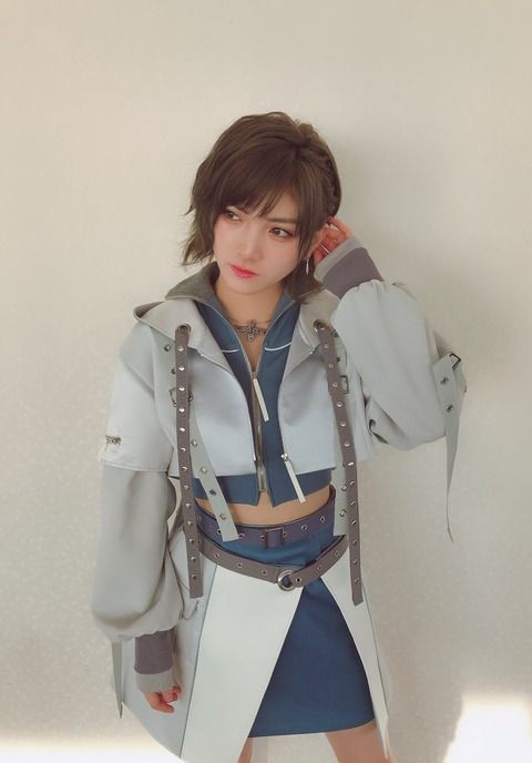 【AKB48】NO WAY MANセンター問題、今の「センターなぁちゃん、サイドにゆいゆい・みーおん」ってしっくりきてるよな？