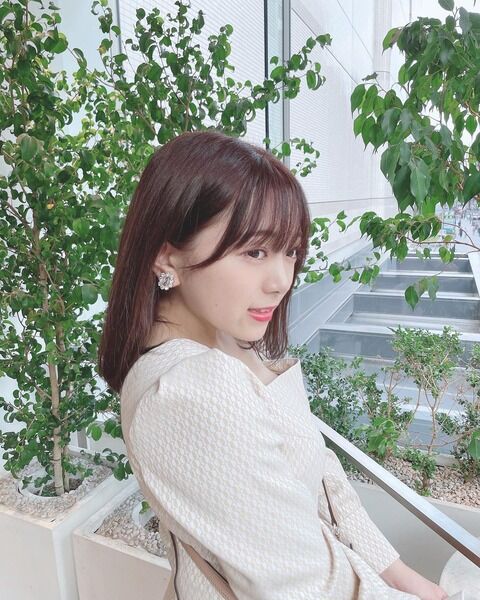 【画像アリ】もかちゃんのもかちゃんが大きすぎて衣装が浮いてる件