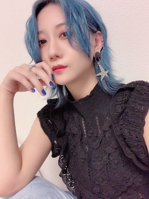 【衝撃】　SKE48古畑奈和(24歳)、青髪に染めたニュースタイルにファン大絶賛ｗｗｗｗｗｗｗｗｗｗｗｗｗｗｗｗｗｗ