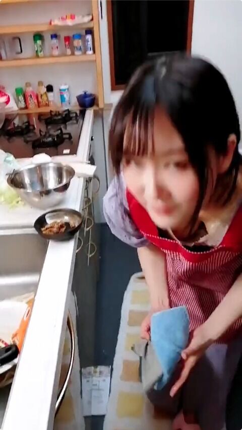 【悲報】元NMB矢倉楓子さんが配信で必死にエ□釣りしてる