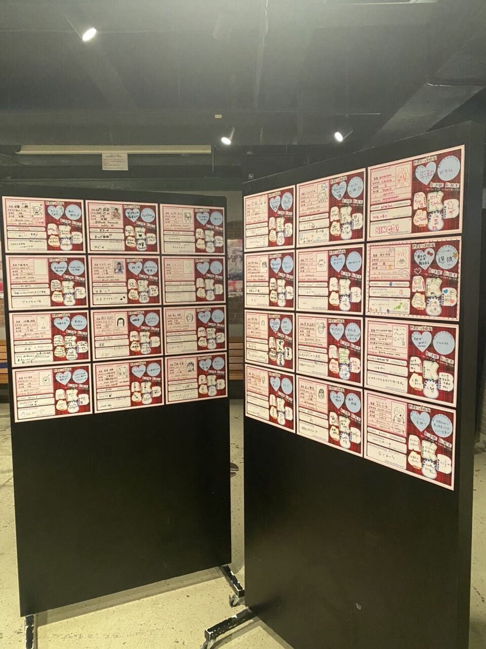 AKB48劇場　プロフィール帳の展示とプレゼントキャンペーンのお知らせ