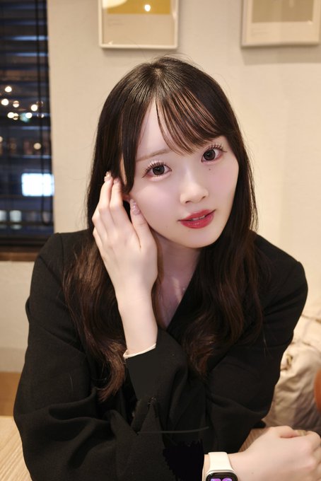 【朗報】AKB48山根涼羽がツイート後2時間も経たずに万バズ達成してしまう【ずんちゃん】