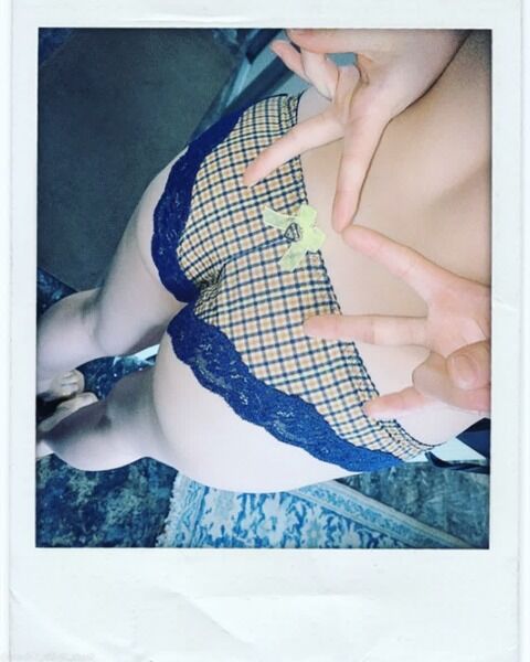 【AKB48】村山彩希ちゃん、水着からはみ出るほどの巨尻を盗撮される