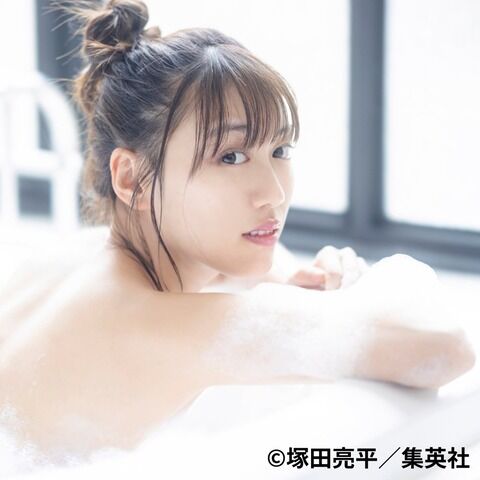 【衝撃】AKB48の永遠のライバルももクロが遂に水着ランジェリー解禁