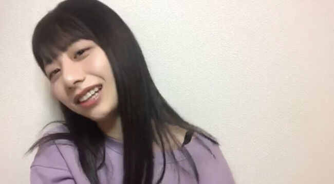 【朗報】チーム8鈴木優香ちゃん SR配信中に生ブラが見えてしまうハプニング発生wwwww【AKB48ゆうかりん】