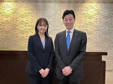 そのうち政治家になりそうな卒業生