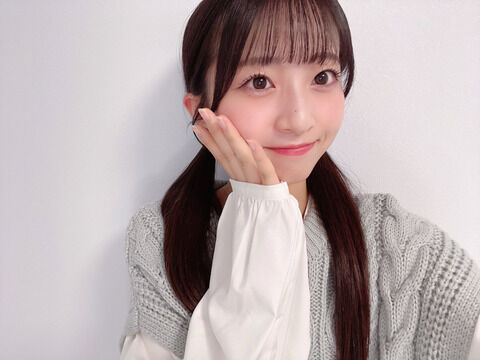 【朗報】次世代センター秋山由奈「大学には行きません アイドルと学業の両立は難しいからアイドル一本で頑張る」