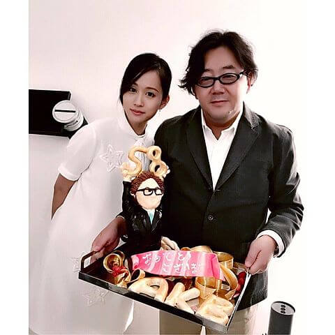 【AKB48】秋元康先生、蜷川幸雄の告別式に参列せず！病気説が浮上・・・