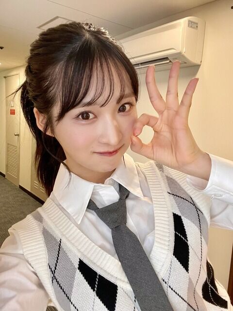 【AKB48】小栗有以さん、メンバーの卒業発表に触れないことに関してモバメで釈明
