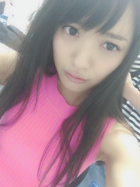 【悲報】NGTキャプテン北原里英が高城亜樹に一万円を借りる