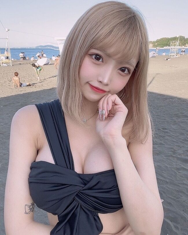 【衝撃】元NMB48植村梓(22歳)の巨乳がヤバイと話題に！！！【あずにゃん画像】