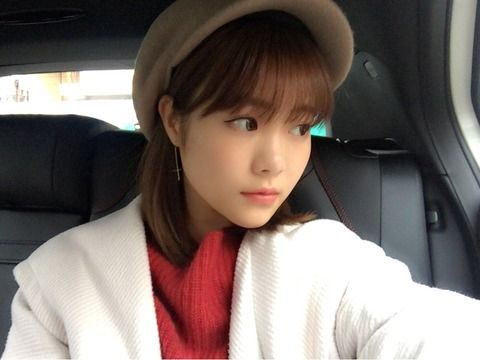 【画像アリ】元キャプテンはベンツ後席でお正月を満喫されておられる 【HKT48】