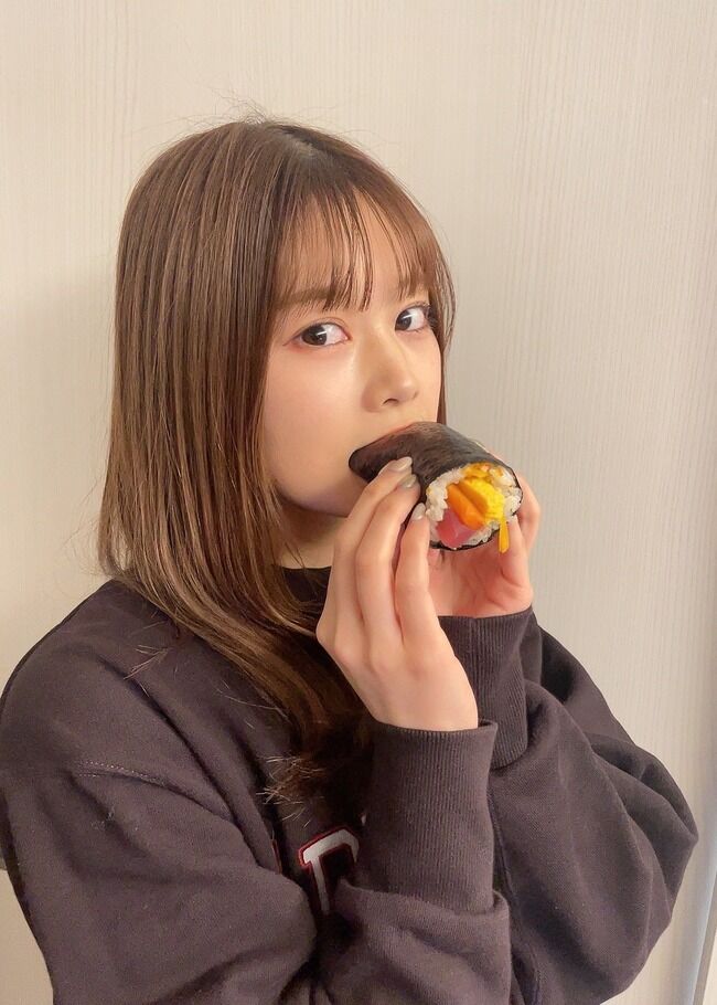 【悲報?】AKB48吉川七瀬「野球選手とかサッカー選手のキャンプって本当にテントに泊まって焚き火したりしてキャンプしてるのかと思ってた」【ぽんぽこ・チーム8】