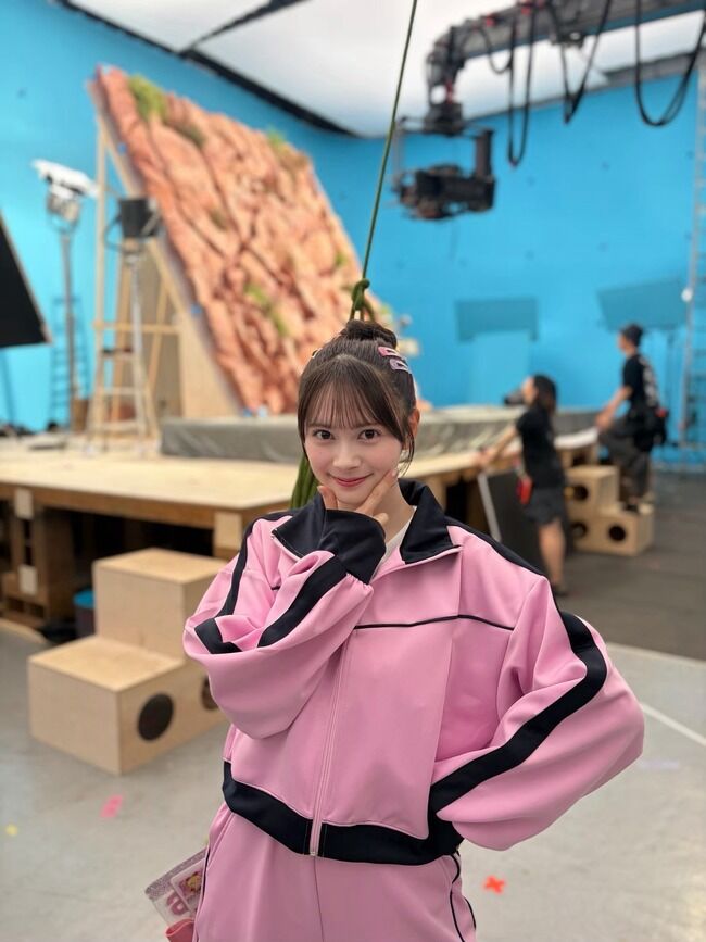 【朗報】AKB48伊藤百花　バンダイ新作CMキタ━━(((ﾟ∀ﾟ)))━━━━━!!【バンダイのシール付きウエハース「にふぉるめーしょん」CMのアイカツ！篇】