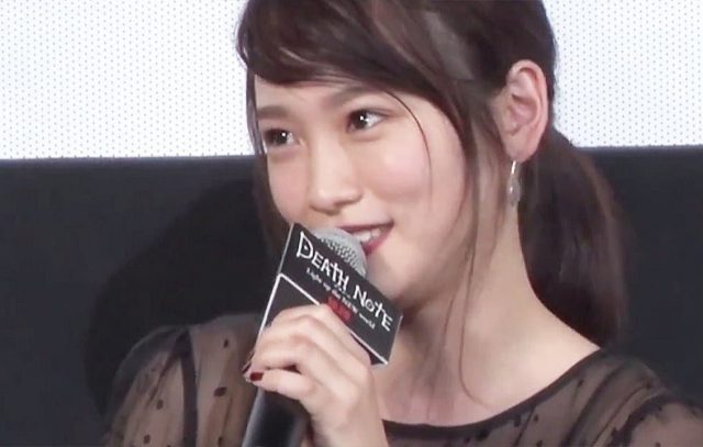 [動画] 川栄李奈、11歳でデスノート使う？　黒いノートに「名前書いた」（MAiDiGiTV）