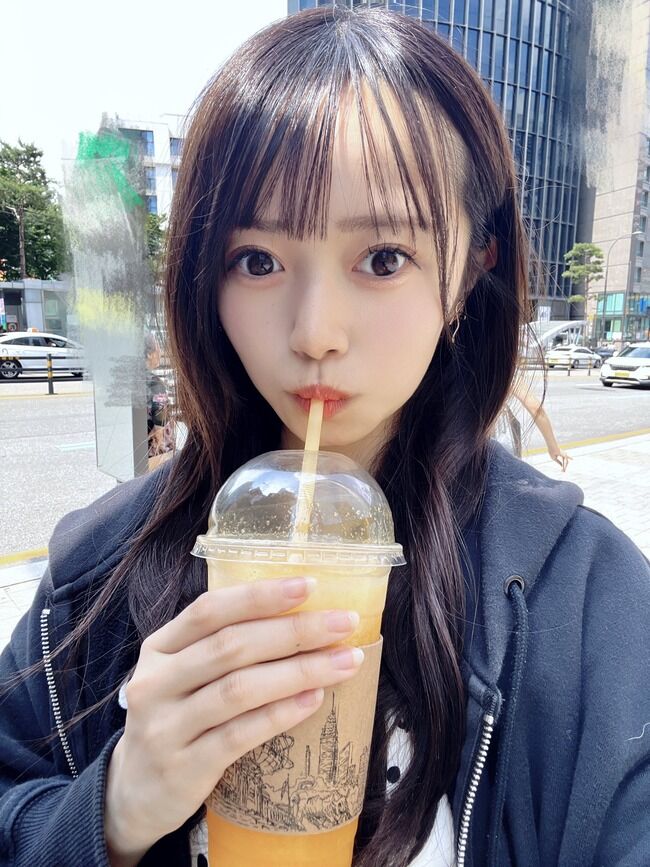 【朗報】19期人気No.1のめいめいこと花田藍衣ｃ、劇場でのヲタ釣り行為が話題にwww【AKB48】