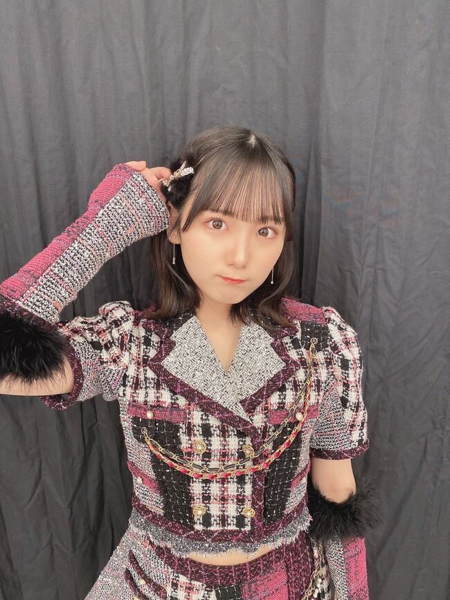 【悲報】AKB48田口愛佳さん「たすけてくれ、家の鍵忘れて閉め出された」