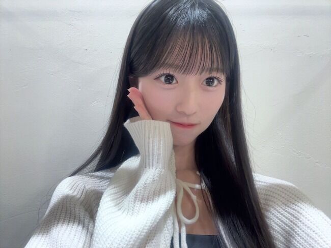 【悲報?】AKB 八木愛月さん『北海道 出張公演の時、北海道の街を解体してタコの懺悔を食べてきた。』【AKB4818期研究生あづ】