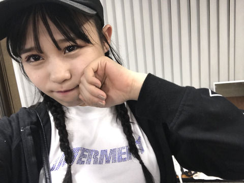 韓国脱落メンが何やら撮影してる模様