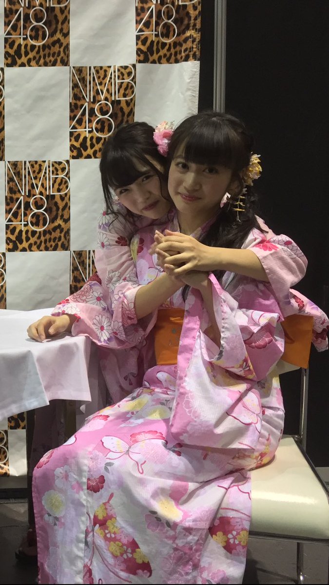 【画像あり】 なんだこのはしゃいだ彼女と冷めてる彼氏w【NMB48】