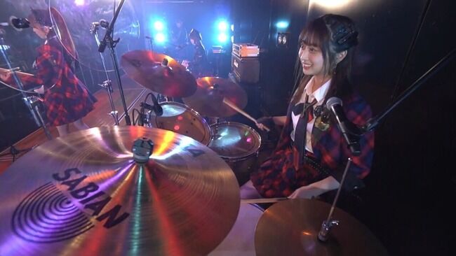 【AKB48】Lacetドラム担当吉橋柚花ちゃん「ドラムは家にないし譜面が読めないので、動画を見て自分の体にリズムを刻み込み覚えた」←スゴくね？？？