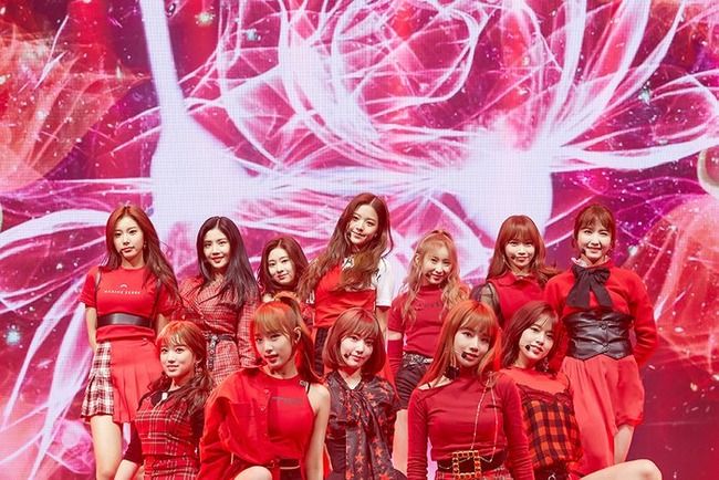 【韓国】秋元先生、坂道46にもう飽きて今はIZONEに夢中な模様?【IZ*ONE/秋元康/乃木坂46/欅坂46/けやき坂46】
