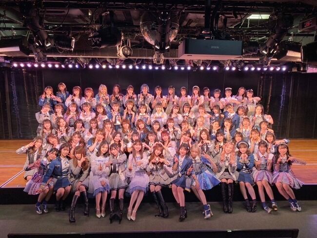 【AKB48】AKB17周年全員集合写真ｷﾀ━━━━(ﾟ∀ﾟ)━━━━!!