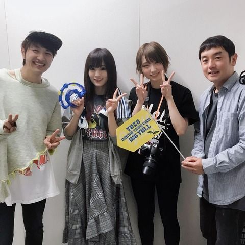 山本彩と超大物歌手の2ショット写真ｷﾀ━━ヾ(ﾟ∀ﾟ)ﾉ━━!!