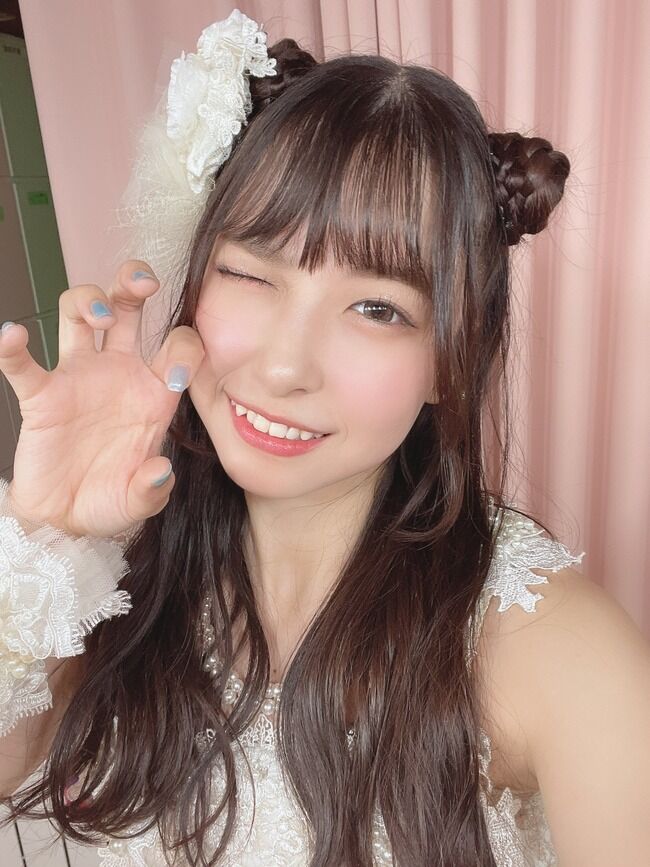 俺たちの陽菜ちゃん、蚊に刺された跡を見せようとして腋を見せてしまう【AKB48チーム8橋本陽菜はるぴょん】