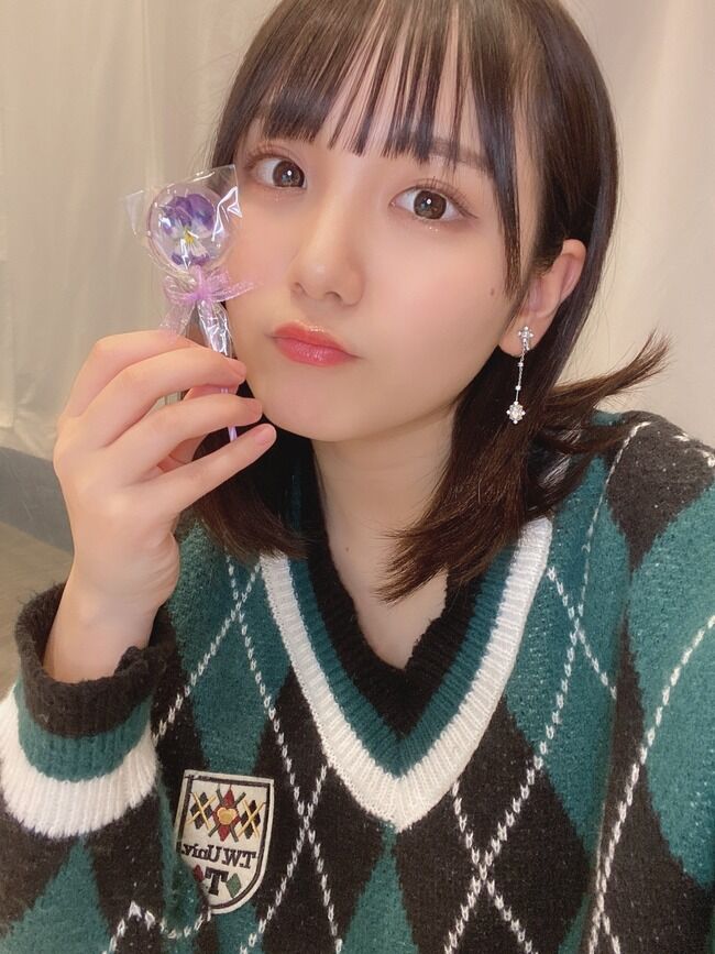 【AKB48】田口愛佳のグラビアオフショットのモバメ凄すぎるだろ【ありがたぐちです】