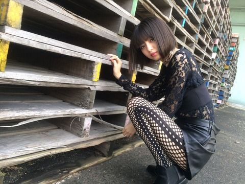 市川美織のタイツがヤバい・・・