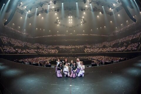 【悲報】一斉を風靡したミーアイさん、ｷｬﾊﾟ1万のﾂｱｰ会場がガラガラ
