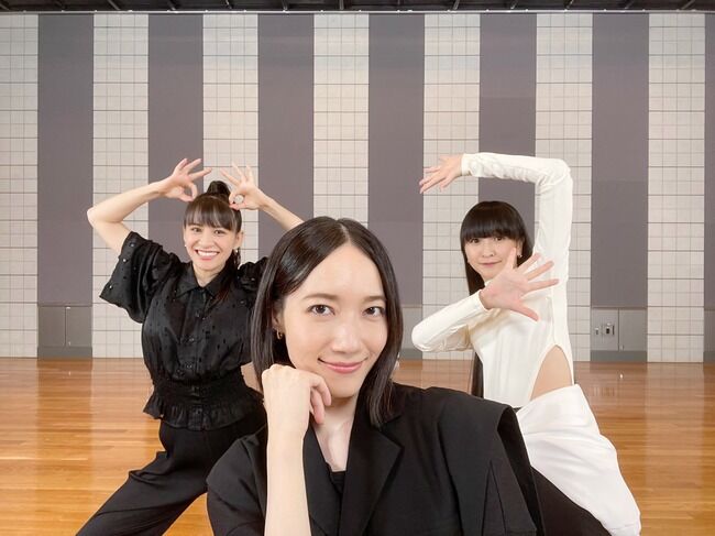 【疑問】ももクロ=青緑結婚、AKB48=神7結婚、Perfume=全員独身彼氏なし←何故なのか？