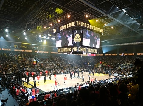 24-10-04-12-34-09-879_deco