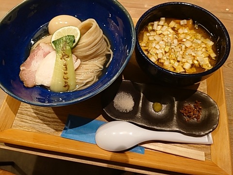 24-03-11-20-09-30-874_photo