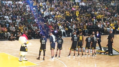 24-10-04-12-39-08-655_deco