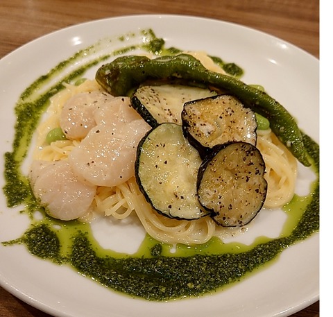 24-08-30-02-08-17-785_deco