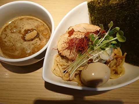 24-11-24-14-13-57-596_photo