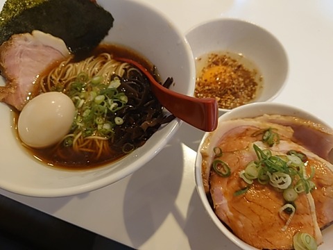 24-09-08-06-29-02-941_photo