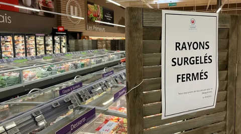 Rayons réfrigérés condamnés dans les supermarchés français
